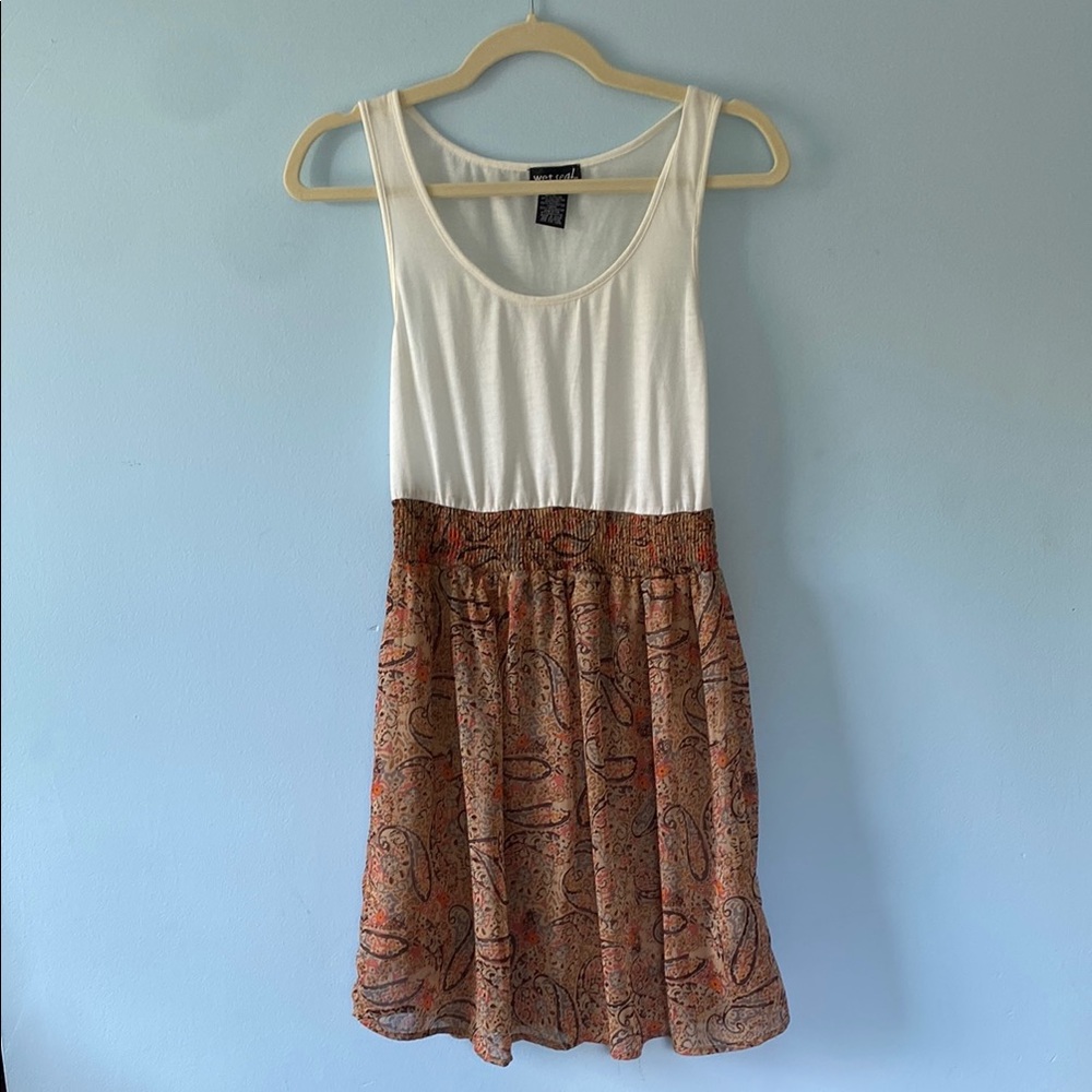 Cute White/Paisley Dress